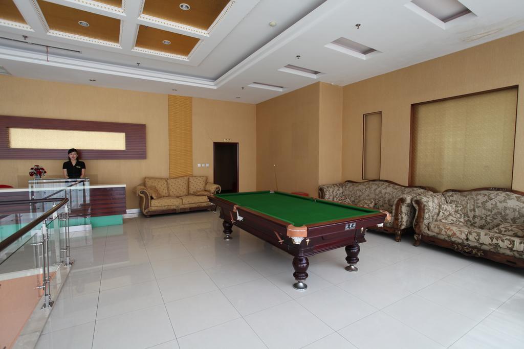Milky Way Hotel Cáp Nhĩ Tân Ngoại thất bức ảnh
